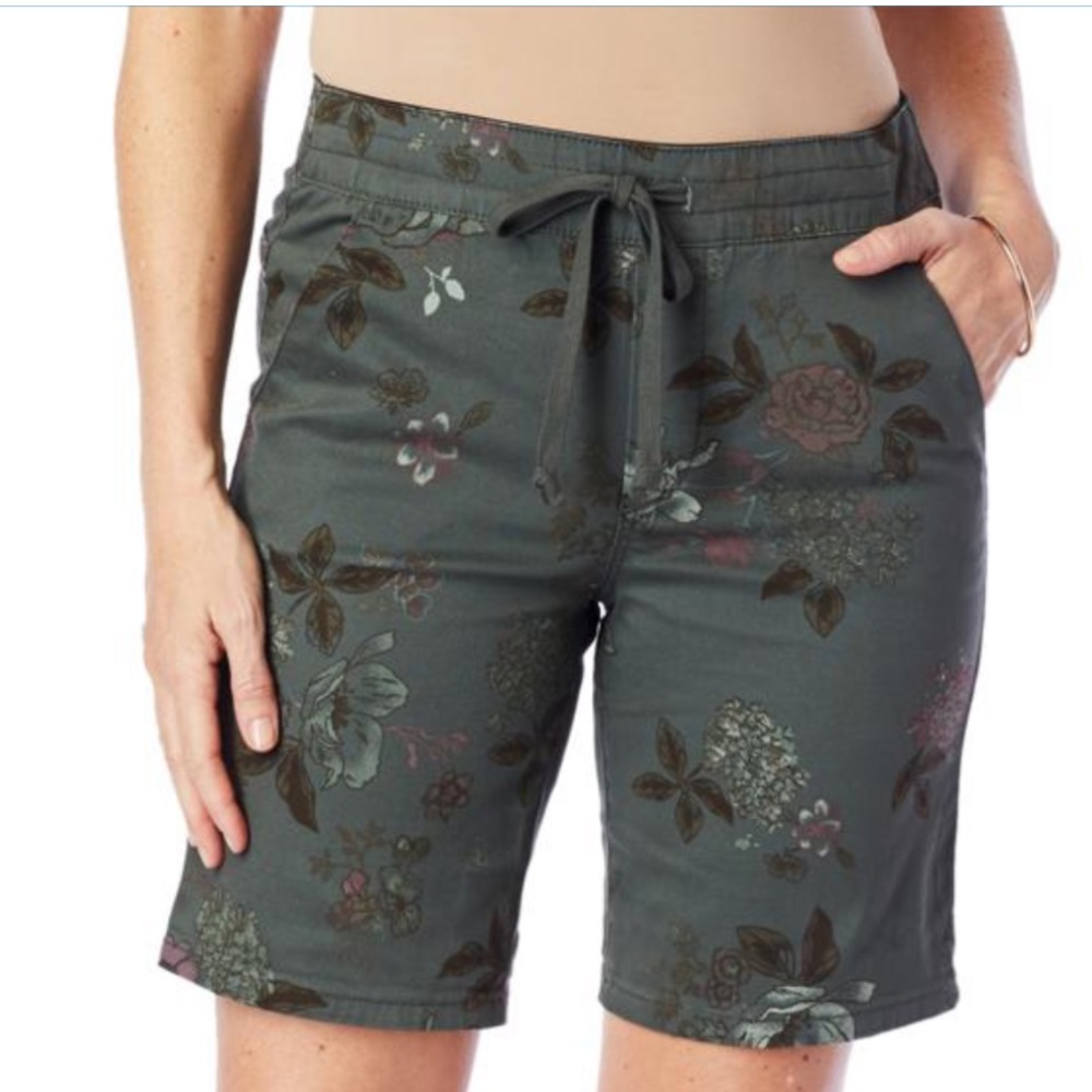 Democracy Floral Green Women's Shorts